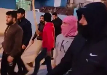 Adana'da döner bıçaklarıyla dolaşıyorlardı! 20 Suriyeli hakkında flaş gelişme