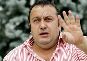İsmail Türüt'e büyük şok!