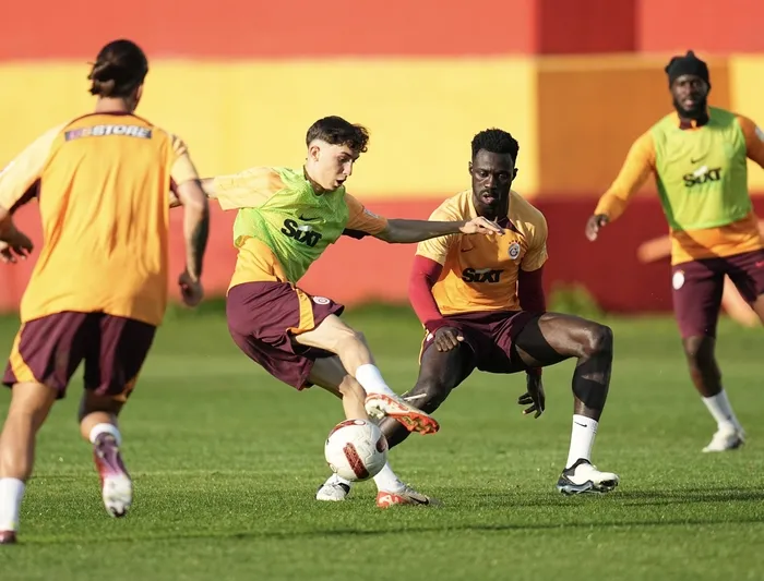 galatasaray-fatih-karagumruk-macinin-hazirliklarina-basladi-1715191056280.jpg Galatasaray Fatih Karagümrük maçının hazırlıklarına başladı - 2