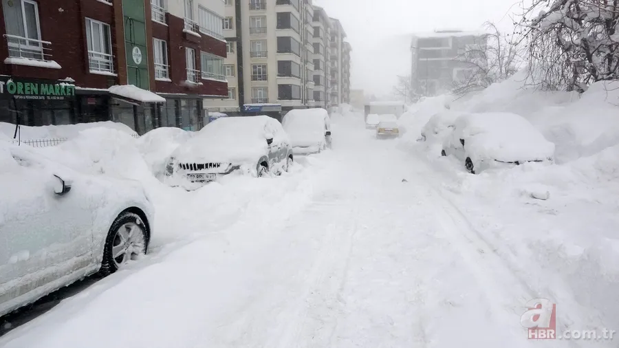 70 km hızla fırtına alarmı: Meteoroloji sel, kar ve sağanak için uyardı! 15 il riskli 12