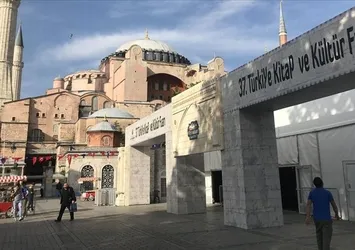 İmamoğlu set çekmişti! İstanbul Büyükşehir Belediyesi'nden Dini Yayınlar Fuarı talimatı