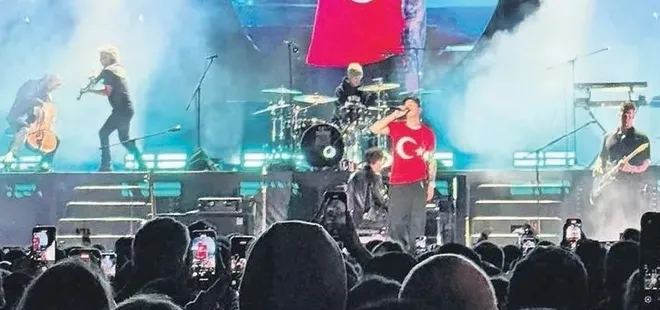 Ryan Tedder’dan Türk bayraklı tişört sürprizi