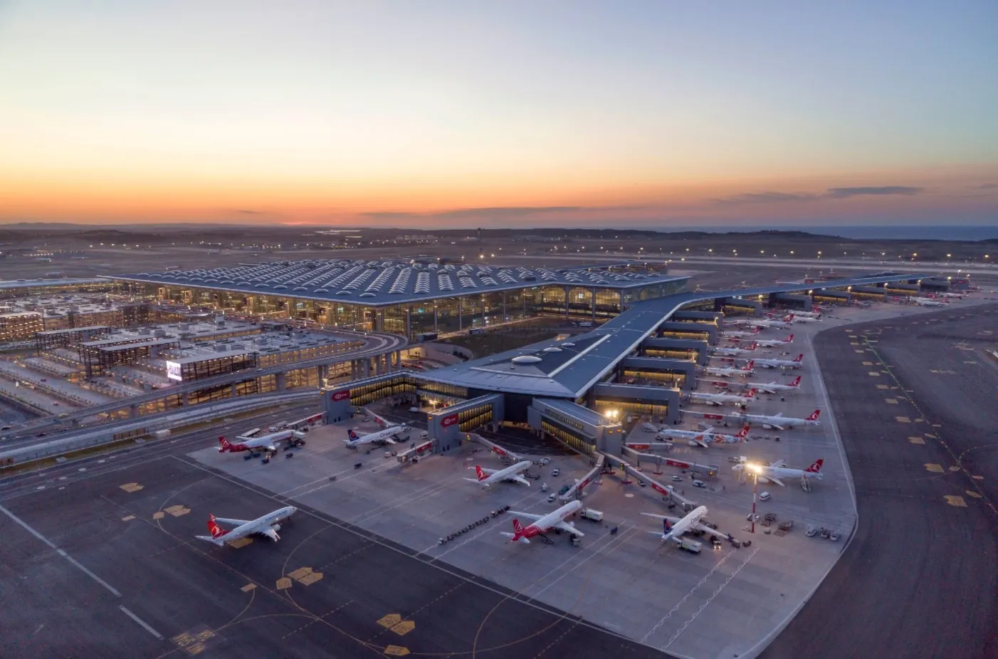 Ulaştırma ve Altyapı Bakanı Adil Karaismailoğlu'ndan İstanbul Havalimanı paylaşımı! “Bu gurur hepimizin”