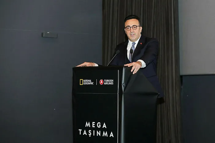 thynin-istanbul-havalimanina-tasinmasi-belgesel-oldu-1642027031716.jpg THY İstanbul Havalimanı’na nasıl taşındı? “Mega Taşınma Belgeseli" hazır - 1