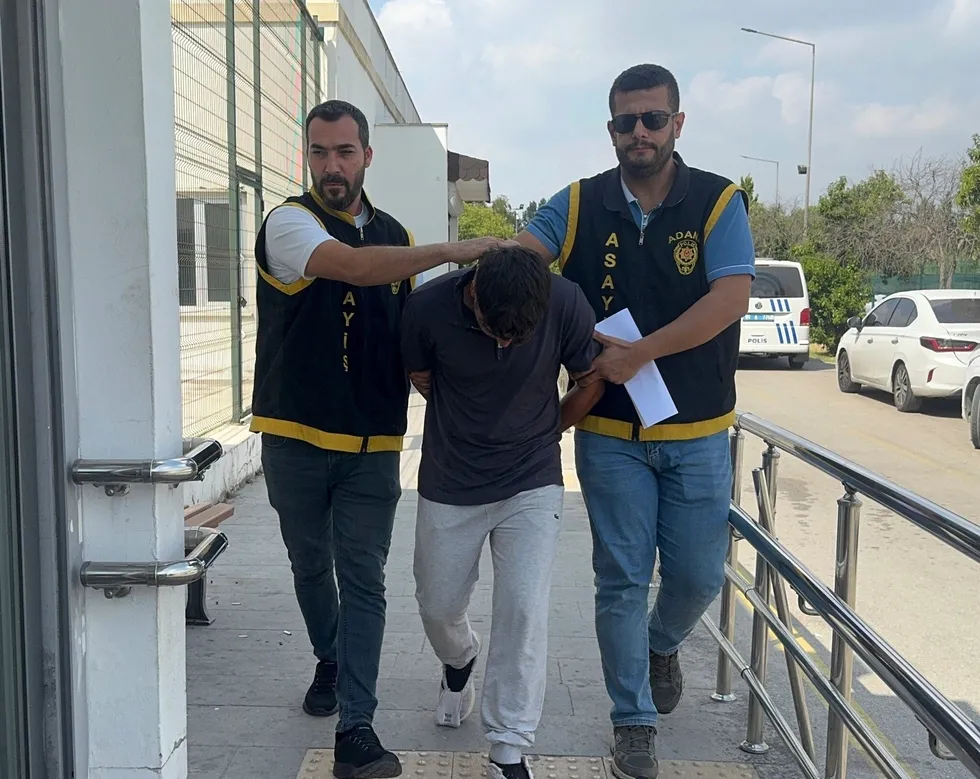 1789471427712.jpeg Adana'da çocukluk arkadaşını bıçaklayarak öldürdü! İfadesi ortaya çıktı: Küfür etti - 1