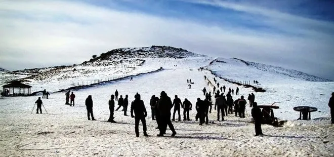 Siverek’te kayak merkezinde 200 kişi mahsur kaldı