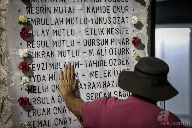 17 ağustos depremi kaç şiddetinde oldu? 1999 depremi saat kaçta meydana geldi? Kaç saniye sürdü? Merkez üssü neresiydi? 17