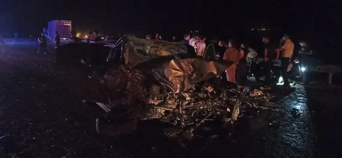 Van Hakkari karayolunda tüyler ürperten kaza: 10 yaralı - 2