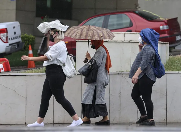 13-agustos-istanbul-izmir-ankara-hava-durumu-bugun-hava-nasil-olacak-meteorolojiden-sel-ve-firtina-uyarisi-1628912675575.jpg 14 Ağustos İstanbul, İzmir, Ankara hava durumu: Bugün hava nasıl olacak? Meteorolojiden sel ve fırtına uyarısı - 7