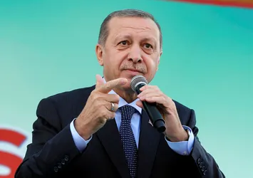 Erdoğan: Türkiye'yi 3 kat büyütme sözü veriyorum
