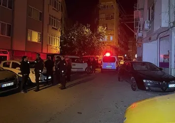 Tartıştığı ev arkadaşını bacağından vurdu!