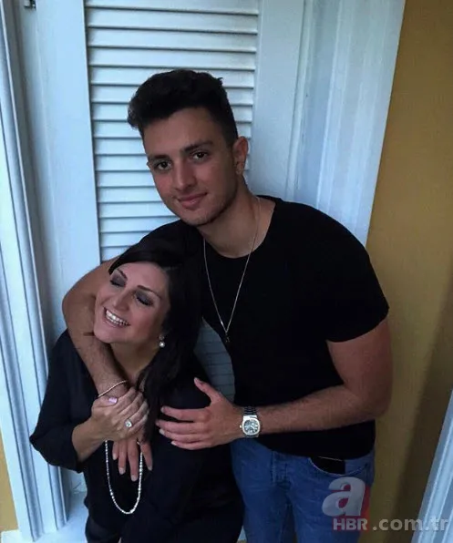 Hülya Avşar'ın kızı Zehra Çilingiroğlu sevgilisiyle görüntülendi! 11