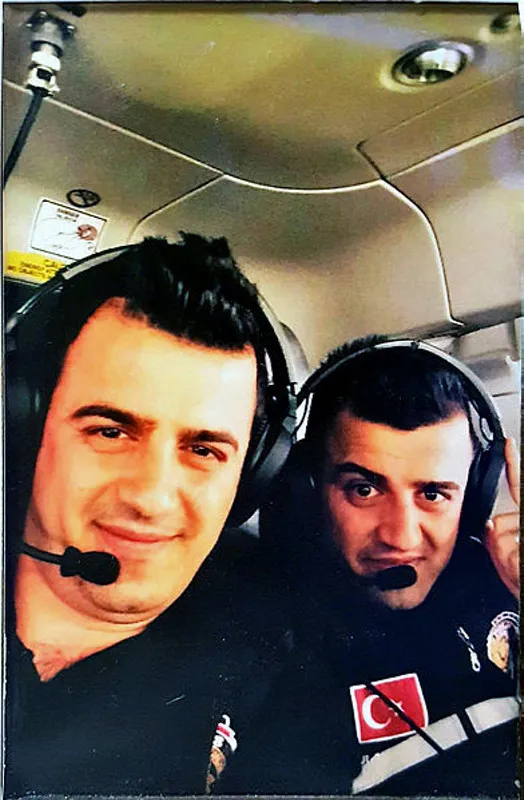 15-temmuz-sehidi-ikizlerin-babasindan-7li-koalisyonun-cumhurbaskani-adayi-kemal-kilicdarogluna-tepki-sehit-ail-1680839428205.jpg 15 Temmuz şehidi ikizlerin babasından 7'li koalisyonun Cumhurbaşkanı adayı Kemal Kılıçdaroğlu’na tepki: Şehit ailelerinin yüzüne nasıl bakacak - 5