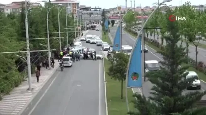Polisin ’dur’ ihtarına uymayarak kaçan araç kaza yaptı