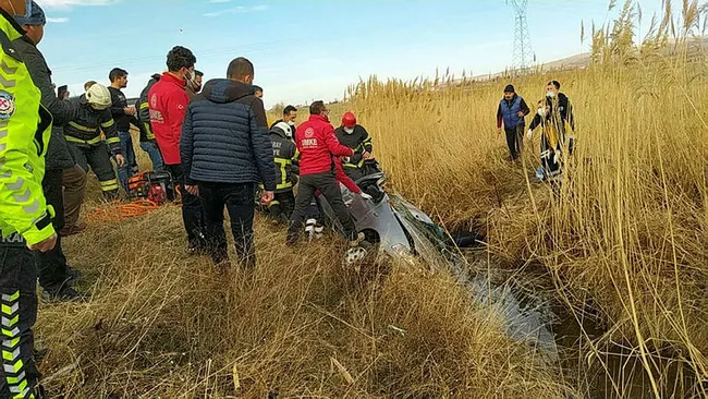 Aksaray’da otomobil sulama kanalına düştü sürücü öldü - 1