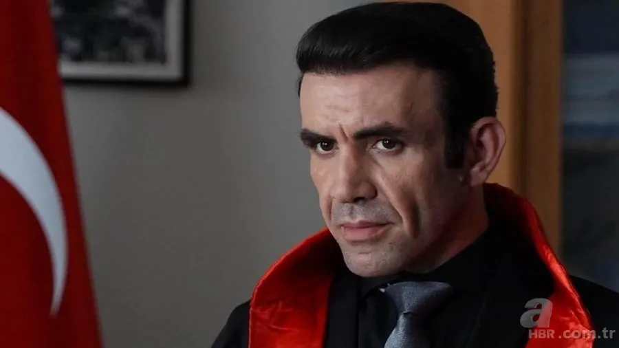 Bahar'ın Timur'u Mehmet Yılmaz Ak'ın eski hali ortaya çıktı! Yıllar önce o dizide oynamış! Ne İçerde, ne de Çukur... 2