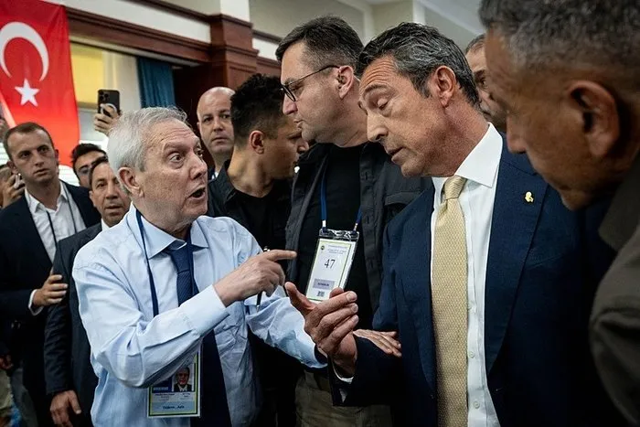 Fenerbahçe divan toplantısında gerginlik! Ali Koç ve Aziz Yıldırım...
