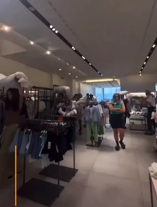 İspanyol markası ZARA’ya unutulmayacak Gazze dersi! Avusturalya’da sıra dışı boykot: Soykırımın kanlı yüzü böyle gözler önünü serildi