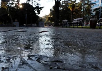 Hafta sonu hava nasıl olacak? Meteoroloji'den buzlanma ve don uyarısı | Sıcaklıklar artacak mı? 25 Aralık İstanbul, Ankara, İzmir hava durumu