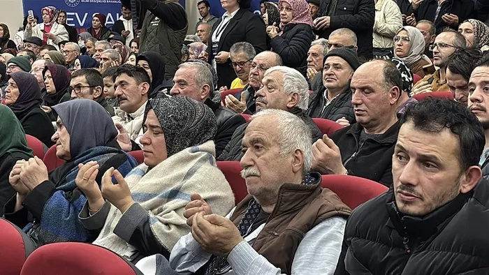 adana-canakkale-ve-gaziantepte-sosyal-konut-heyecani-kuralar-cekiliyor-1771576755433.jpeg Adana Çanakkale ve Gaziantep'te sosyal konut heyecanı! Kuralar çekiliyor - 1