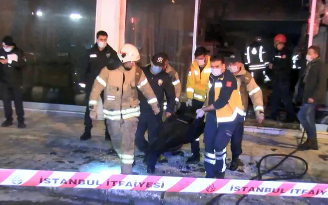 Maltepe’de kahreden olay! Mağazada kalan engelli vatandaş çıkan yangında hayatını kaybetti