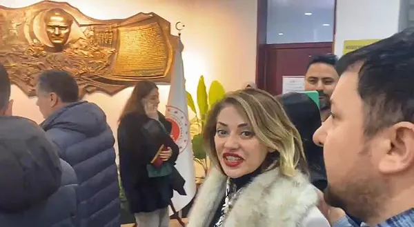 dini-degerlere-hakaret-eden-chpli-avukat-feyza-altuna-halki-kin-ve-dusmanliga-alenen-tahrik-etme-sucundan-iddi-1708593082293.jpeg Dini değerlere hakaret eden CHP'li avukat Feyza Altun'a "halkı kin ve düşmanlığa alenen tahrik etme" suçundan iddianame - 4