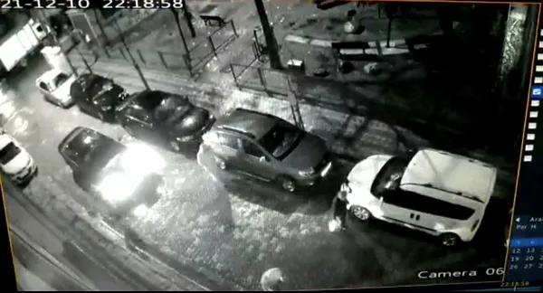 Aracına "Çok acemiyim" yazan sürücü kaza yaptı! - 3