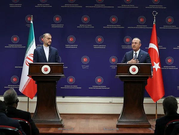 disisleri-bakani-mevlut-cavusoglundan-isvece-ikaz-ya-teroristlerin-dosedigi-bu-mayinlara-kurban-olacaklar-1673981023259.jpg Dışişleri Bakanı Mevlüt Çavuşoğlu'ndan İsveç’e ikaz: "Ya teröristlerin döşediği bu mayınlara kurban olacaklar..."