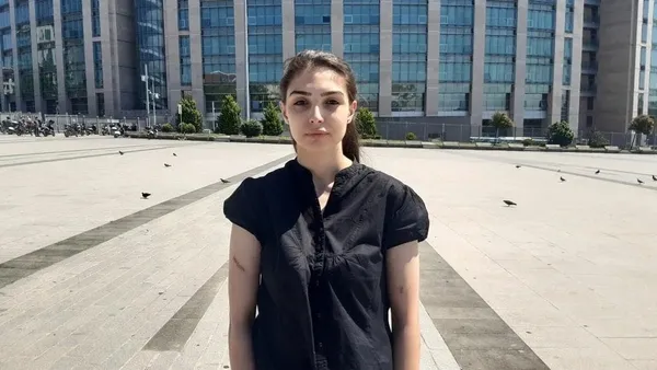 esini-sokak-ortasinda-bicakladi-mahkeme-tahrik-indirimini-kabul-etmedi-1639735993975.jpg Eşini sokak ortasında bıçakladı! Mahkeme tahrik indirimini kabul etmedi - 2