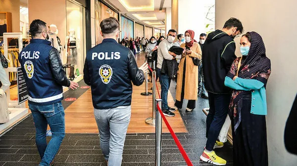 son-dakika-sokaga-cikma-kisitlamasi-basladi-65-yas-ustu-ve-20-yas-alti-hangi-saatlerde-gecerli-disari-cikabilecek-nereler-kaca-kadar-acik-olacak-1607012912719.jpg Son dakika: Sokağa çıkma kısıtlaması başladı: 65 yaş üstü ve 20 yaş altı hangi saatlerde dışarı çıkabilecek? Nereler kaça kadar açık olacak? - 8