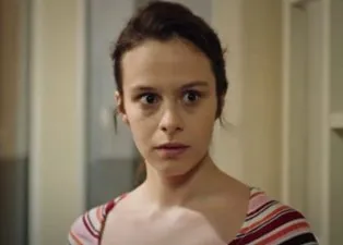 Masumlar Apartmanı Neriman kaç yaşında? Gizem Katmer yaşı ile sosyal medyayı salladı