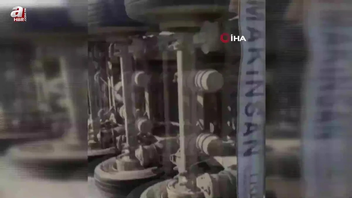 Pancar yüklü kamyon devrildi