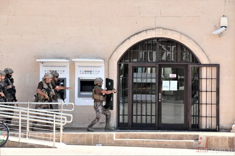 Antalya'da banka müdürünü rehin almıştı! Saldırganın ifadesi ortaya çıktı | Bakın neden yapmış 11