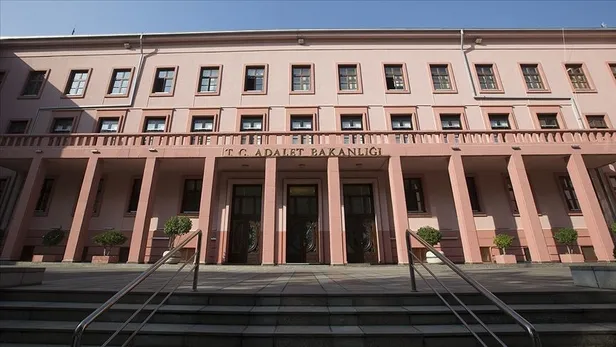 Adalet Bakanlığı personel alımı ne zaman? 2023 Adalet Bakanlığı 18 bin 305 personel alımı başvuru kılavuzu yayımlandı mı? - 3