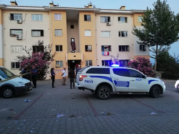 1624160941364.jpg Adana'da komşu dehşeti! Dikkat çeken fotoğrafı ortaya çıktı - 2