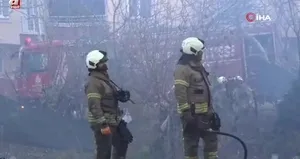 Evi yanan kadın uzun süre gözyaşı döktü