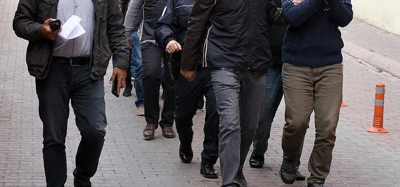 İzmir'de ByLock operasyonu! Çok sayıda gözaltı var