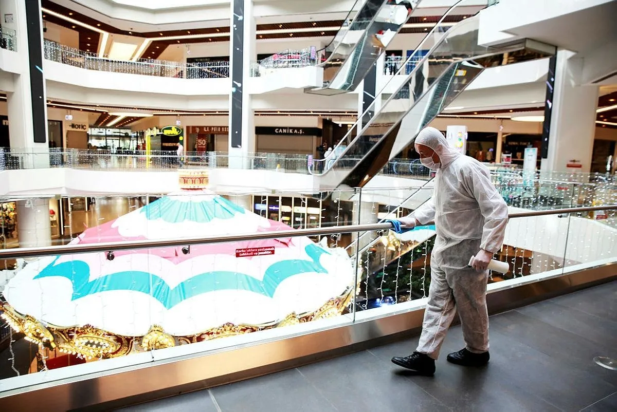 Tam kapanma sonrası AVM'lerde yeni dönem