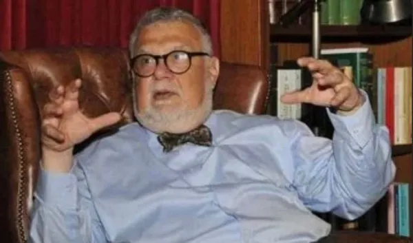 Kadın öğrencisinin kalçasını tokatladığını söyleyen Celal Şengör’e ceza verilmedi!