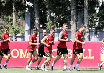 Galatasaray Atina'ya gitti