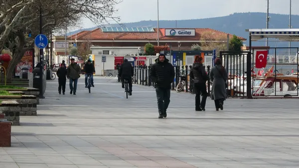 7 yaş altı çocuklar ve 65 yaş üzeri için ölümcül uyarı! Enfeksiyonun pik yaptığı dönem - 3