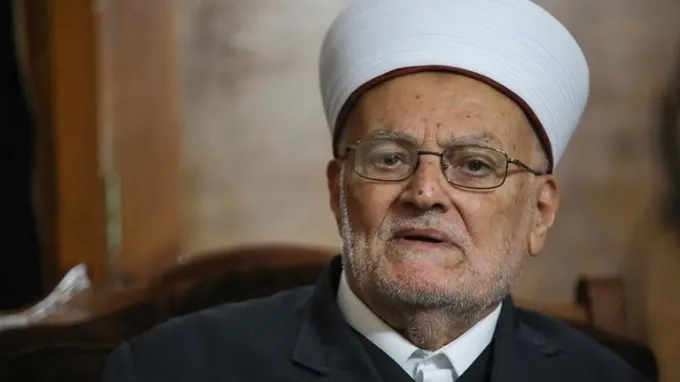 siyonistlerin-haniye-hazimsizligi-sehit-hamas-lideri-icin-dua-eden-mescid-i-aksa-imami-aksaya-giris-yasagi-ile-1722636892451.jpg Mescid-i Aksa İmam Hatibi İkrime Sabri: İsrail işgali altında Müslümanların ibadet özgürlüğü yok.