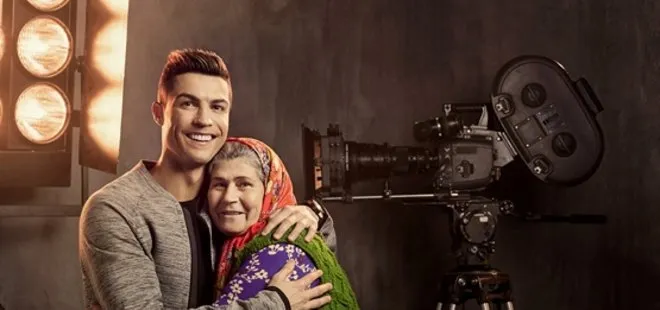 RONALDO İLE SARILDIĞINDA BAKIN ONA NE DEMİŞ!