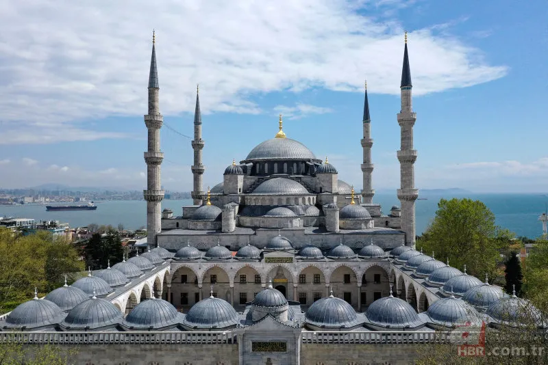 Sultanahmet Camii Başkan Recep Tayyip Erdoğan'ın katılımıyla ibadete açıldı! Diyanet'i kapatmak isteyen 7'liye 14 Mayıs mesajı 21