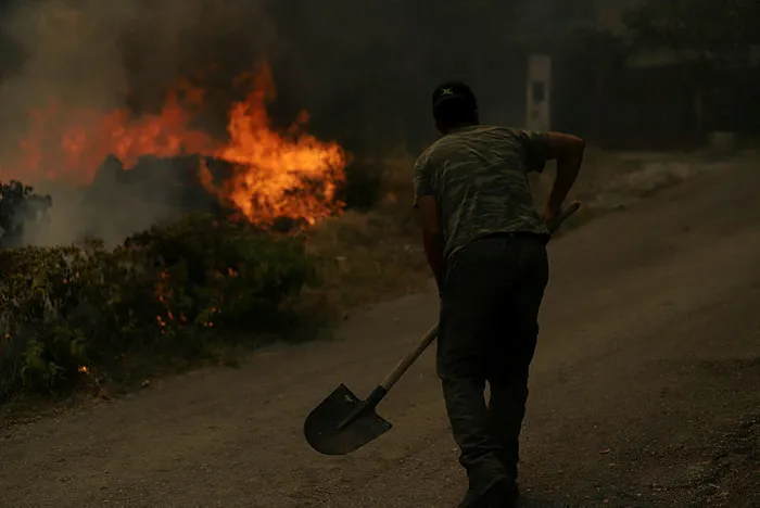 Yunanistan’daki orman yangınları söndürülemiyor! Yunanistan Başbakanı Kiryakos Miçotakis’ten umutsuz açıklamalar