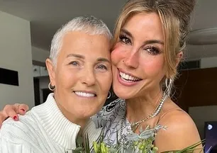 Sörf tutkunu Çağla Şıkel'in hayali gerçek oldu