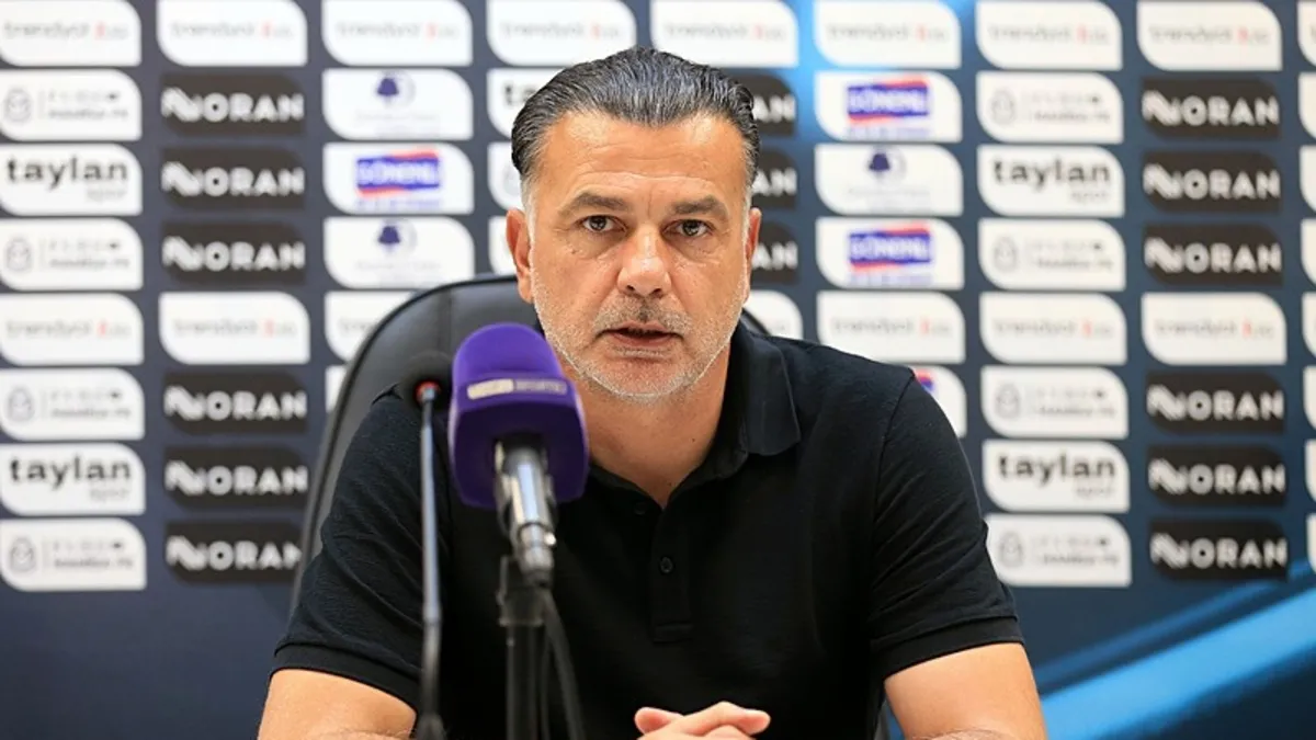 Hatayspor'da teknik direktör Murat Şahin ile yollar ayrıldı