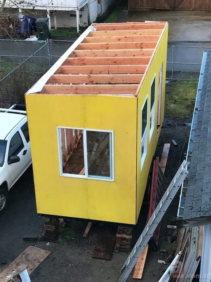 4 bin TL'ye kendi enerjisini karşılayan ev yaptı! 10 yıldır fatura ödemiyor 14