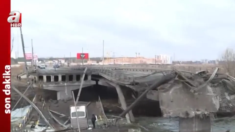 Ukrayna ordusunun köprü planı! Rusya’nın ilerlemesini durdurmak için patlatıldı