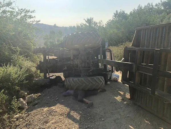 Günün en kötü haberi! Mersin'de traktör karı kocaya mezar oldu - 1